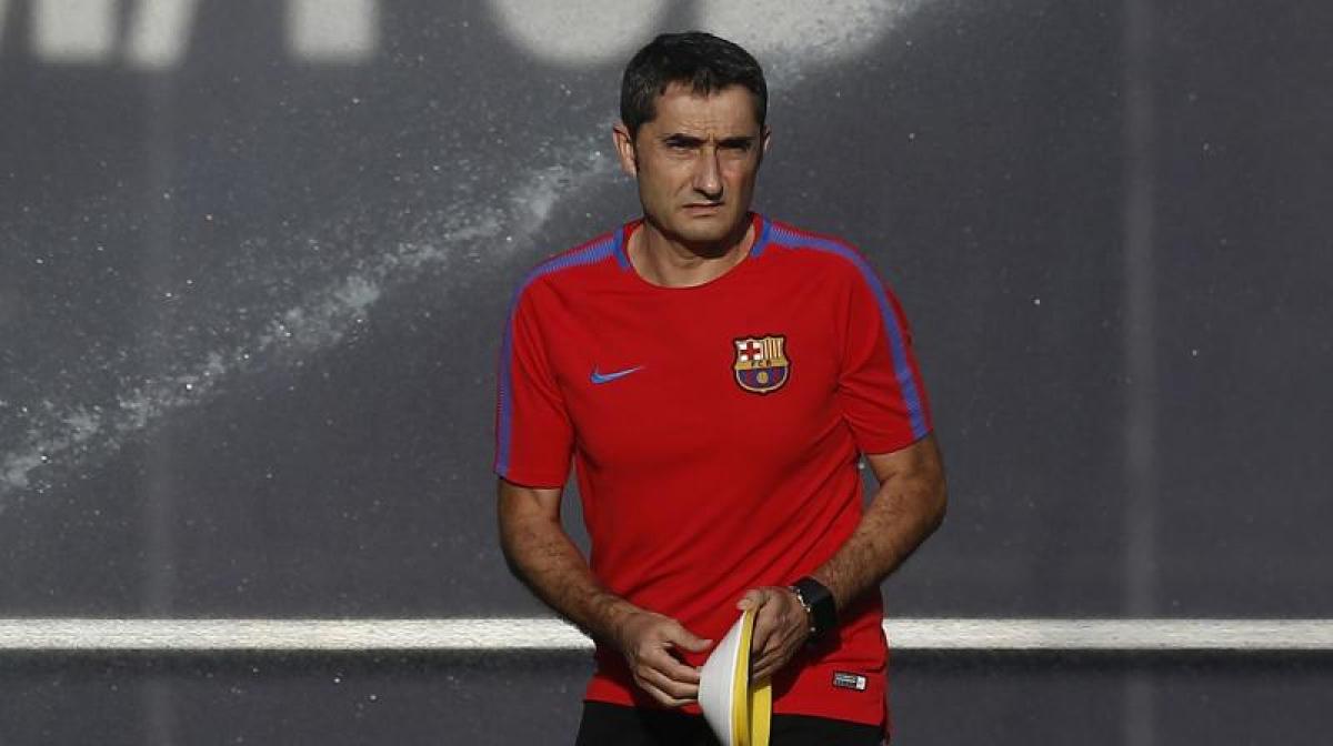 Barcelona coach Ernesto Valverde coy on Catalonia crisis as Spain rages on